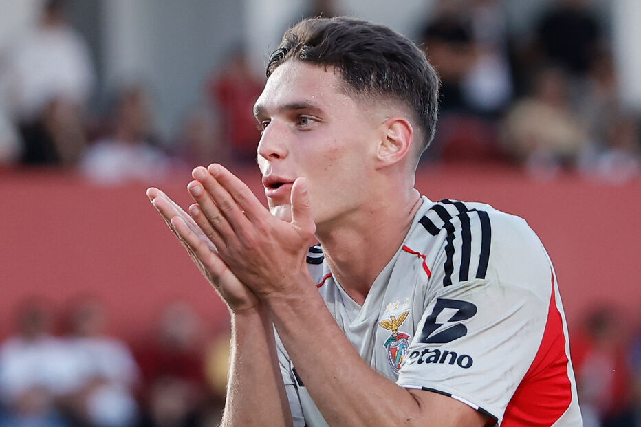 Sudakov celebra o nascimento da filha após vitória do Benfica contra AVS