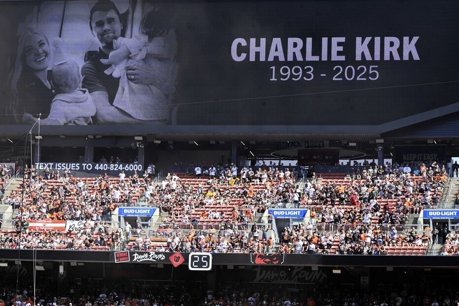 Estádio presta homenagem a Charlie Kirk, falecido em 2025
