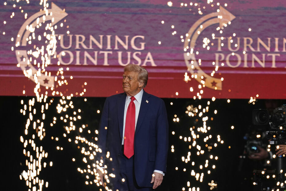 Trump discursa nas cerimónias fúnebres de Charlie Kirk no Arizona