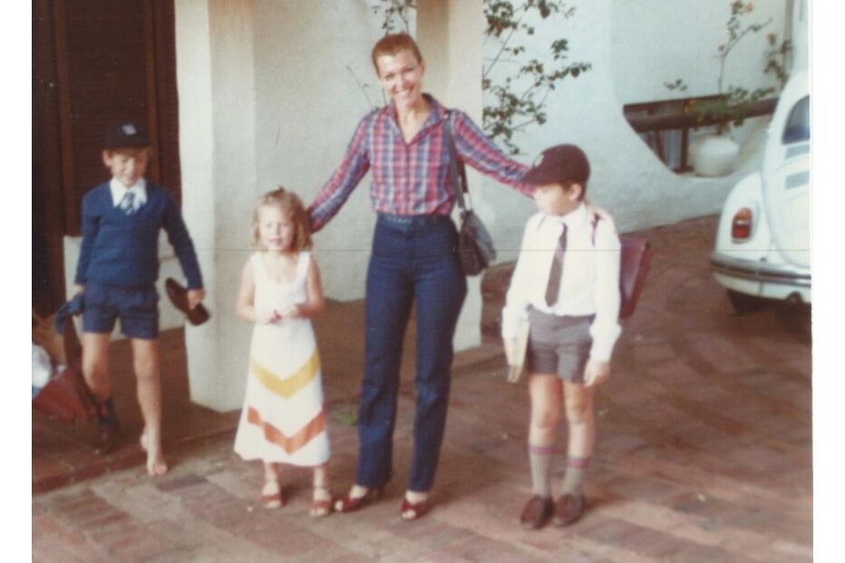 Errol Musk acusado de abuso sexual por filhos e enteados na África do Sul e Califórnia