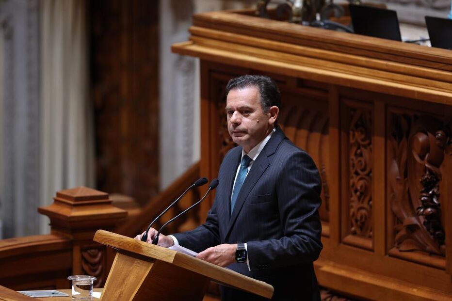 Montenegro apela à responsabilidade na discussão do Orçamento do Estado