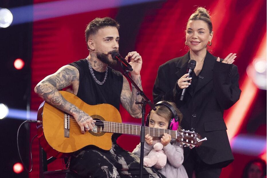 Diogo Piçarra mostra o papel de pai com uma menina