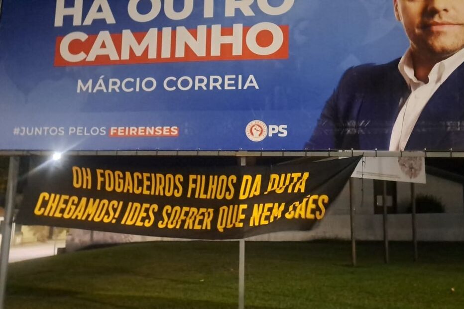 Tarjas insultuosas colocadas em Santa Maria da Feira antes da partida frente ao Lusitânia Lourosa