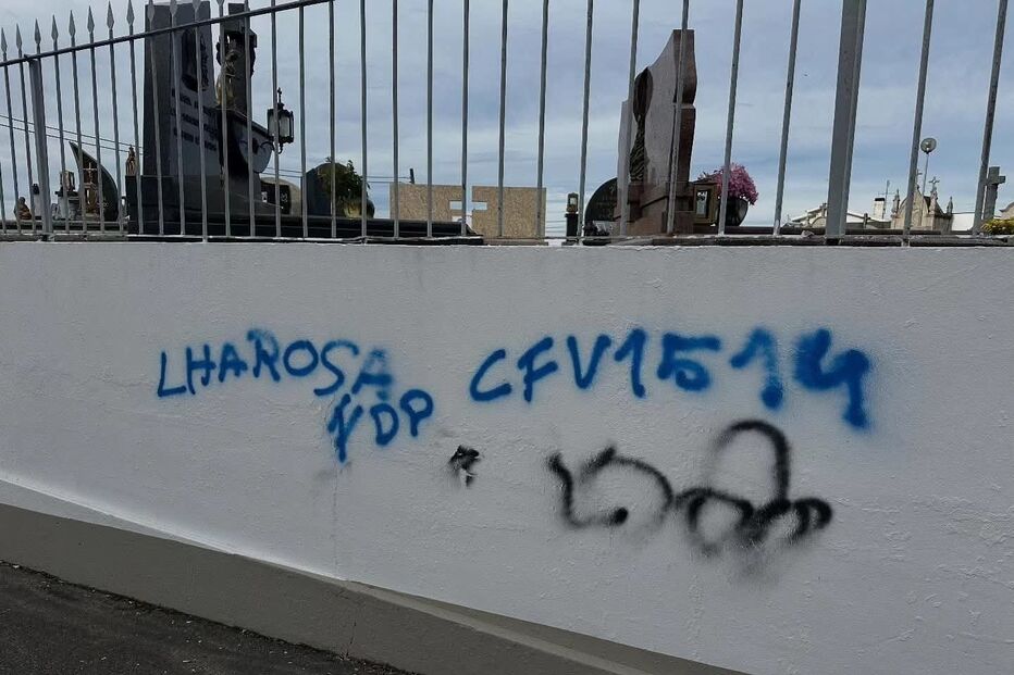 Tarjas insultuosas colocadas em Santa Maria da Feira antes da partida frente ao Lusitânia Lourosa