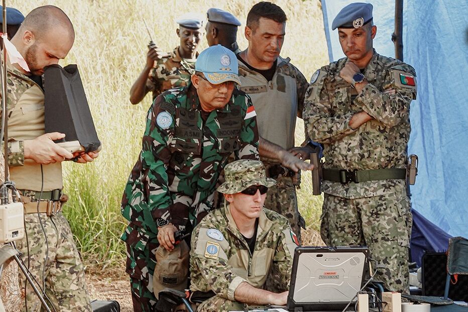 Militares portugueses procuram capacetes azuis do Congo na República Centro-Africana