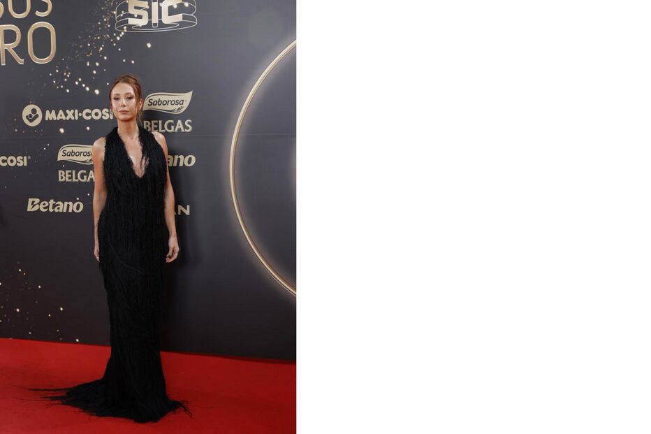 Laura Dutra marca presença na gala dos Globos de Ouro, no Coliseu dos Recreios