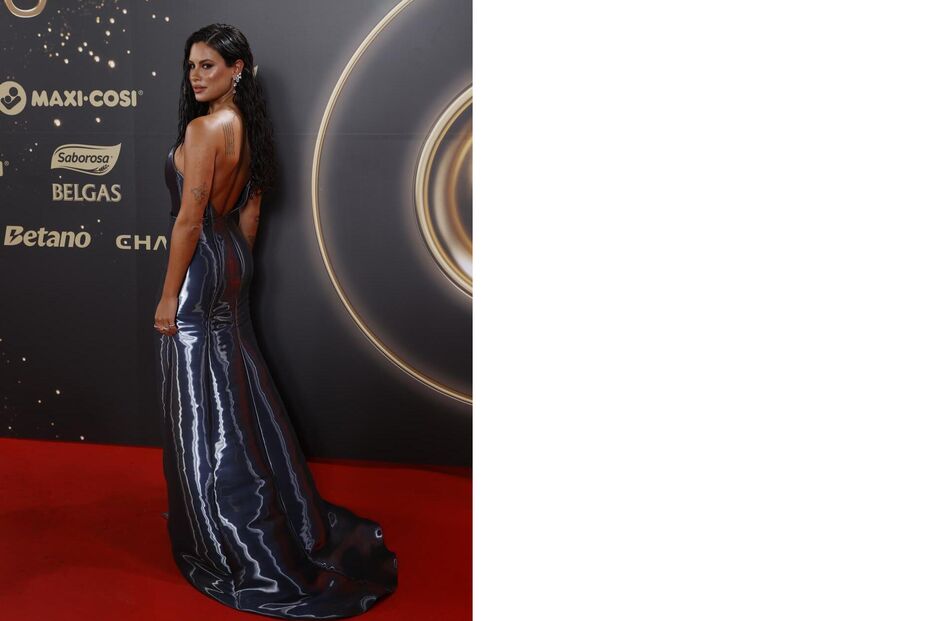 Looks das estrelas nacionais na passadeira vermelha dos Globos de Ouro no Coliseu dos Recreios