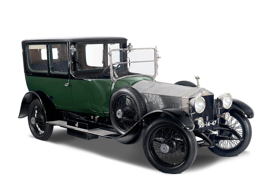 Rolls Royce do Museu do Caramulo destruído em viaduto da A1