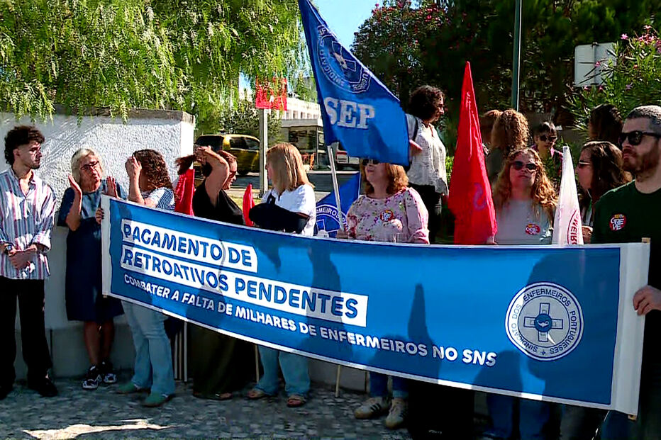 Enfermeiros protestam em Setúbal por pagamentos em falta