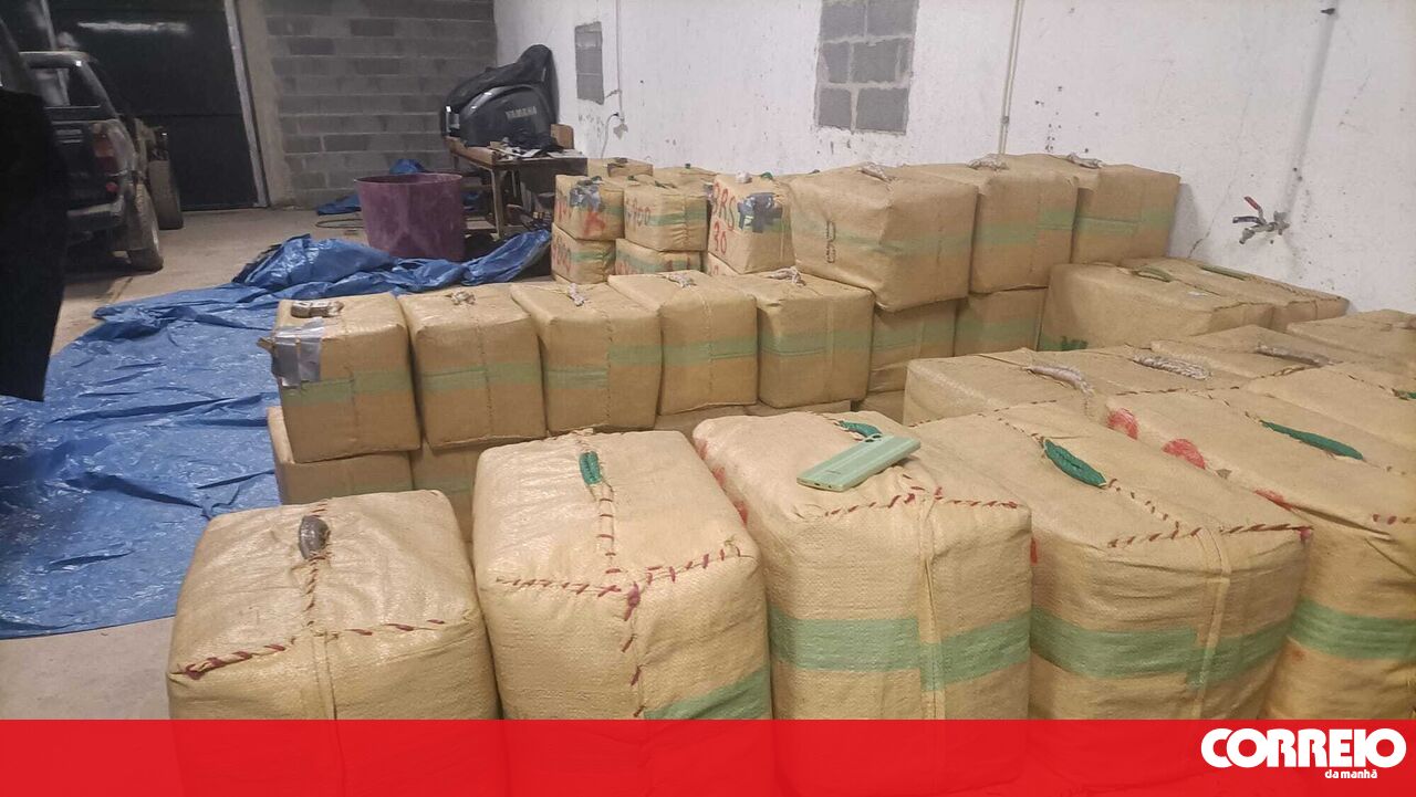 Major Drug Bust in Greater Lisbon: PSP Seizes Tons of Hashish and Arrests Multiple Suspects
