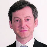 Governante milionário com apoio para pagar a renda