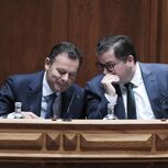 Luís Montenegro, primeiro-ministro, e Miranda Sarmento, ministro das Finanças