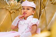 Festa de luxo celebra dois anos da filha de Neymar