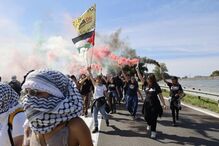 Manifestantes pró-Palestina pelas ruas de Itália