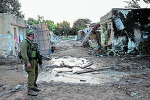 Ataque. Destruição no ‘kibbutz’ de Kfar Aza, um dos alvos do Hamas no 7 de outubro. Cerca de 1200 pessoas morreram
