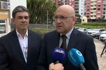 Pedro Passos Coelho reaparece na campanha do PSD e afasta 'linhas vermelhas' entre candidatos