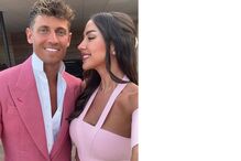 Marcos Llorente celebra chamada à seleção espanhola com a mulher