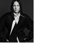 Carminho lança disco 'Eu Vou Morrer de Amor ou Resistir' com poemas de Amália Rodrigues