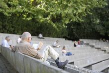 Idade de reforma sem cortes mais perto dos 67 anos