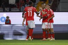 Benfica a vencer por 1-0 com golo de Pavlidis na Taça de Portugal