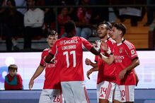 Benfica a vencer por 1-0 com golo de Pavlidis na Taça de Portugal