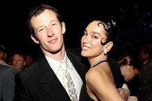 Callum Turner revela como conheceu Dua Lipa num jantar em Los Angeles