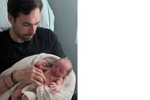 Ricardo Martins Pereira apresenta o filho recém-nascido, Manuel