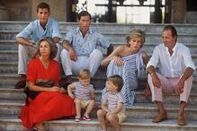 Juan Carlos nega romance com Diana. Diz que a princesa era fria e distante