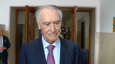 "Votar é um direito, mas também é um dever": Cavaco Silva já votou em Lisboa 