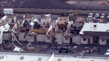 Tempestade provoca estragos e deixa milhares de pessoas sem energia no Arizona 