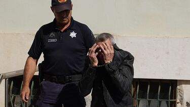 Nega ter matado vizinho e revela ter sido abusado por ele em criança