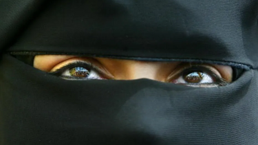 Muçulmanos imigrantes minimizam importância do uso de burca em Portugal