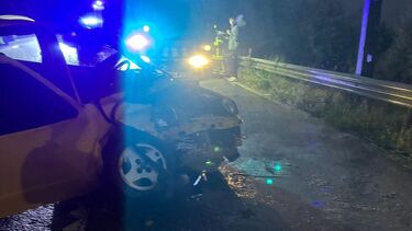 Duas jovens feridas em colisão aparatosa em Penafiel