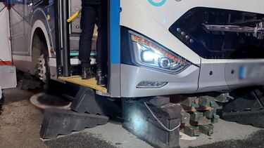 Mulher de 65 anos morre atropelada por autocarro no Porto