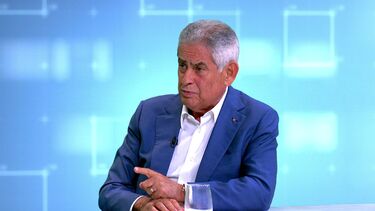 "Eu pareço o diabo e o anjo está no outro lado": Luís Filipe Vieira diz que Rui Costa está a ser "levado ao colo" 