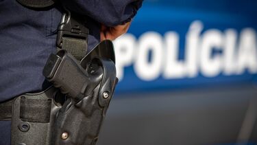 Distribuidor desvia 16 iPhones e fecha caixas antes da entrega