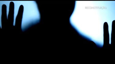 Dulce quer apoiar o filho, diagnosticado com esquizofrenia, depois de o ter retirado de uma situação de sem-abrigo