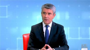 "É uma opção política inaceitável [...] sobre um setor flagelado": José Luís Carneiro sobre possíveis cortes no SNS