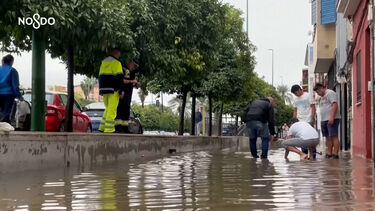 Fortes chuvas deixam ruas do centro de Sevilha inundadas  