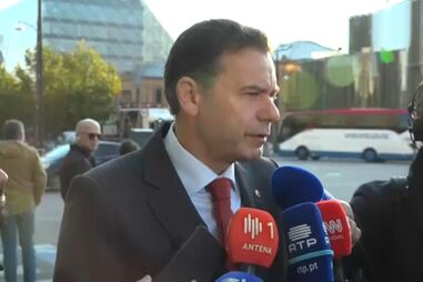 "Temos de salvaguardar o apoio consular": Montenegro sobre a detenção dos portugueses que seguiam na flotilha