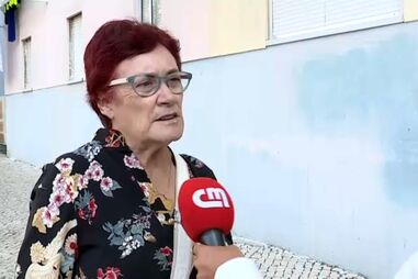 “Tenho-me visto muito aflita”: moradora expressa descontentamento com elevadores avariados