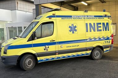 Colisão entre quatro carros provoca dez feridos em Grândola