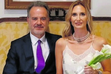 Sérgio Sousa Pinto e a mulher Ana, após a cerimónia