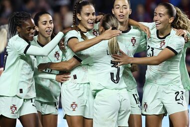 Seleção portuguesa feminina de futebol vence Estados Unidos pela primeira vez