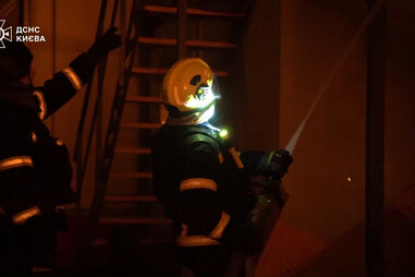 Ataque com drones russos em Kiev causa 3 mortes e 29 feridos 