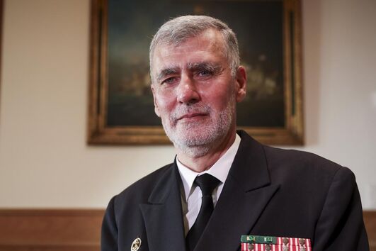 Gouveia e Melo afunda e já é terceiro na corrida a Belém