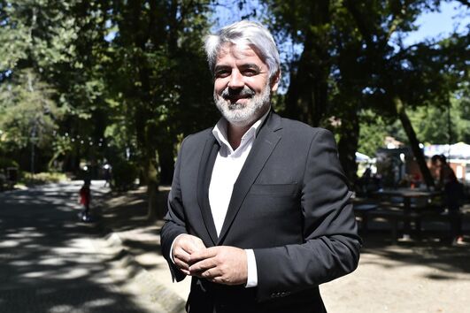 PS rouba ao PSD a Câmara de Viseu