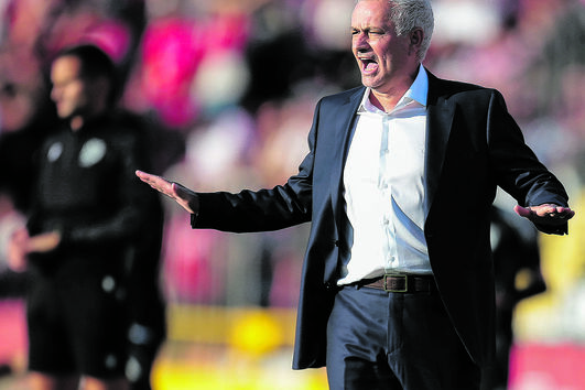 José Mourinho, treinador do Benfica