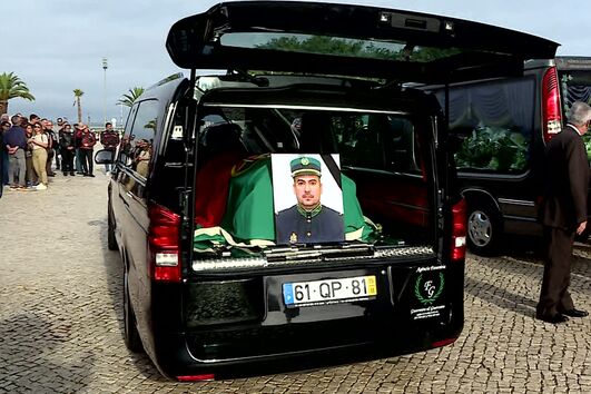 Cerimónias fúnebres de Pedro Manata e Silva, militar da GNR falecido no Guadiana