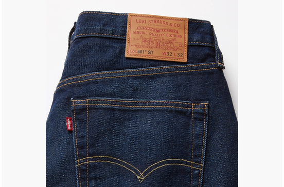 Calças Levi's 501 com desconto na Amazon